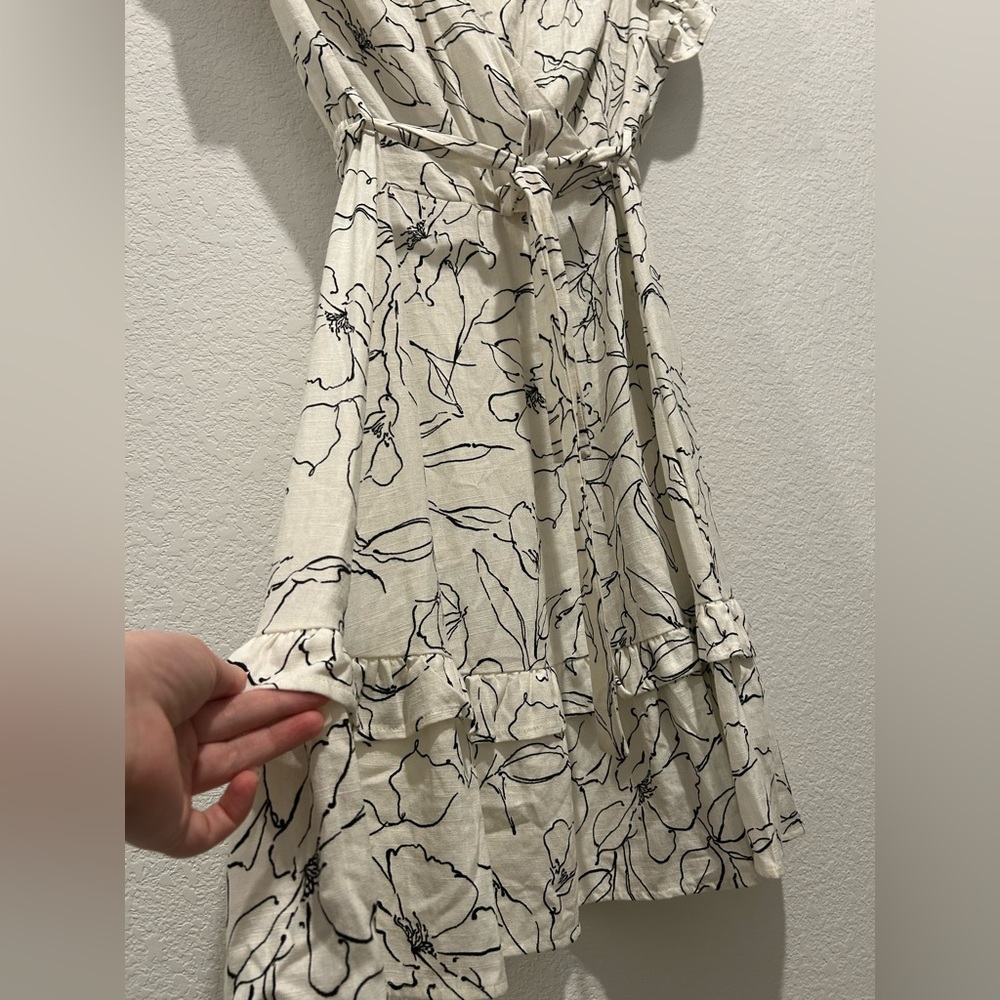 Anthropologie Monteau rayon Floral Print Ruffle babydoll mini wrap Dress - Picture 5 of 7